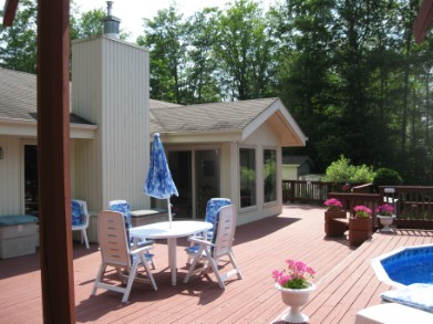 Rear deck